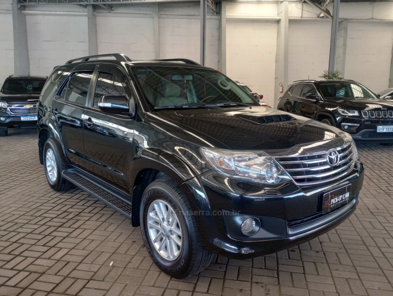 HILUX SW4 3.0 SRV 4X4 16V TURBO INTERCOOLER DIESEL 4P AUTOMÁTICO - 2014 - CAXIAS DO SUL