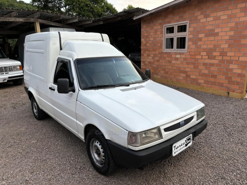 FIORINO 1.5 IE FURGÃO 8V GASOLINA 2P MANUAL