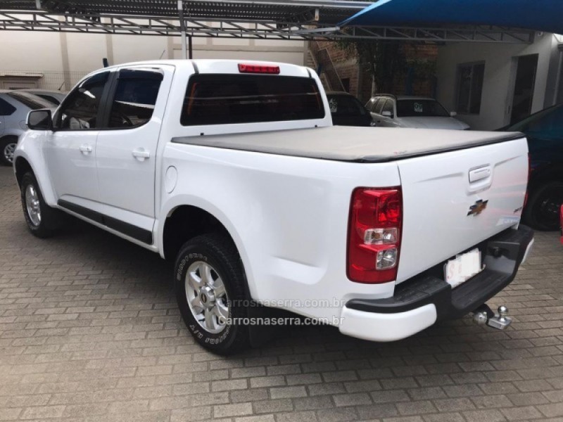 S10 2.4 LT 4X2 CD 8V FLEX 4P MANUAL - 2014 - BENTO GONçALVES