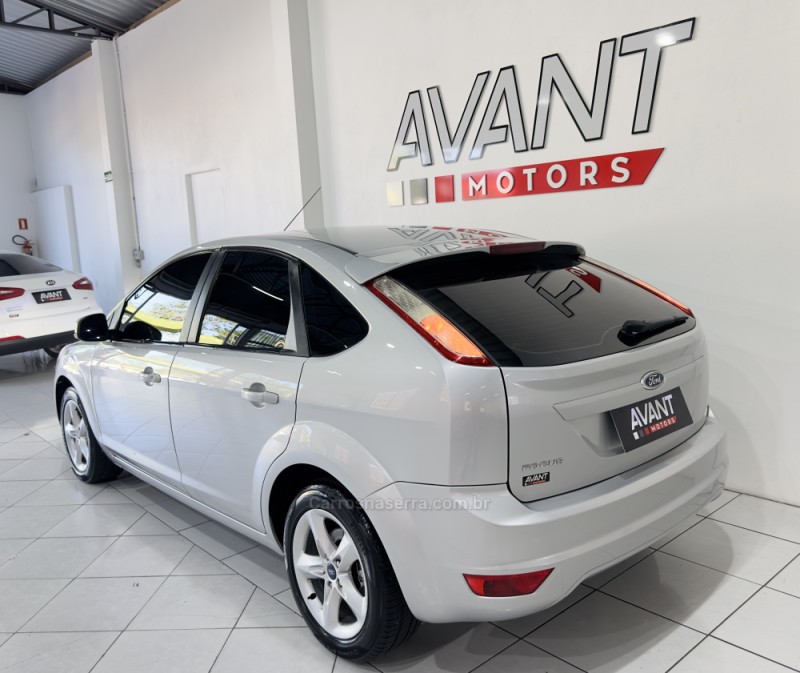 FOCUS 1.6 GLX 16V FLEX 4P MANUAL - 2013 - NOVO HAMBURGO