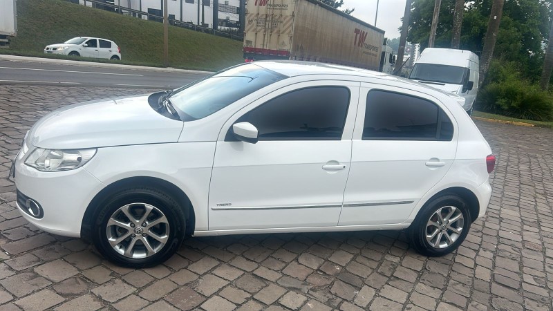 GOL 1.0 MI TREND 8V FLEX 4P MANUAL - 2011 - FARROUPILHA