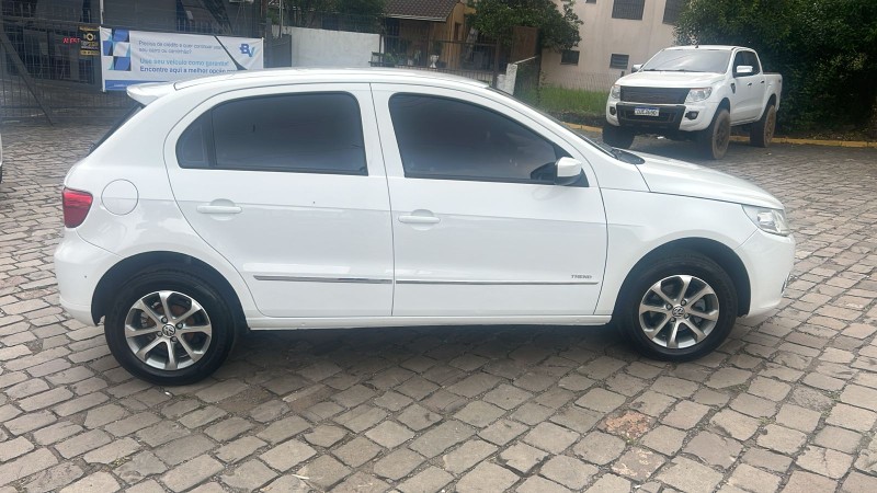 GOL 1.0 MI TREND 8V FLEX 4P MANUAL - 2011 - FARROUPILHA