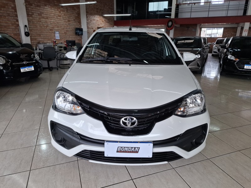 ETIOS 1.5 X PLUS 16V FLEX 4P MANUAL - 2021 - FARROUPILHA