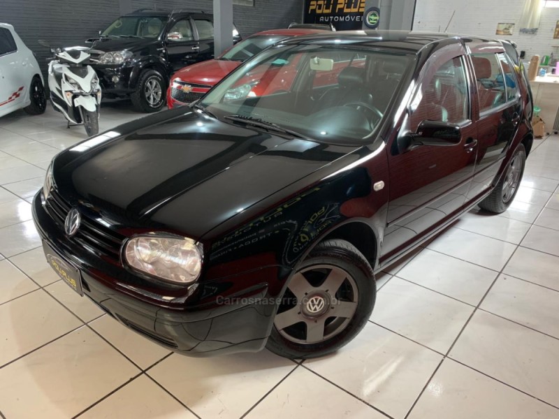 GOLF 1.6 MI 8V GASOLINA 4P MANUAL - 2004 - CAXIAS DO SUL