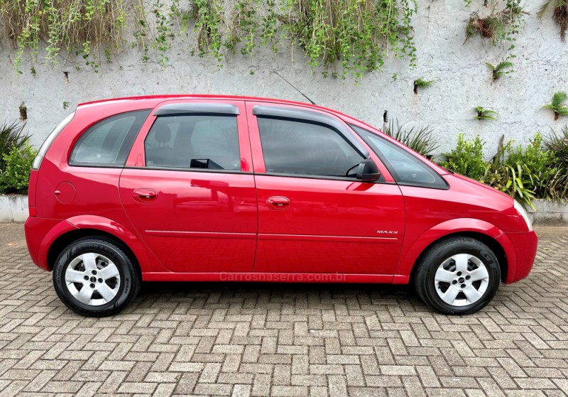 MERIVA 1.4 MPFI MAXX 8V ECONO.FLEX 4P MANUAL - 2011 - SAPIRANGA