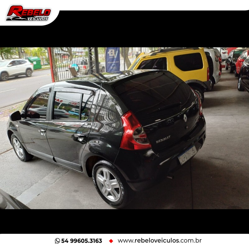 SANDERO 1.6 PRIVILÉGE 8V FLEX 4P MANUAL - 2010 - CAXIAS DO SUL