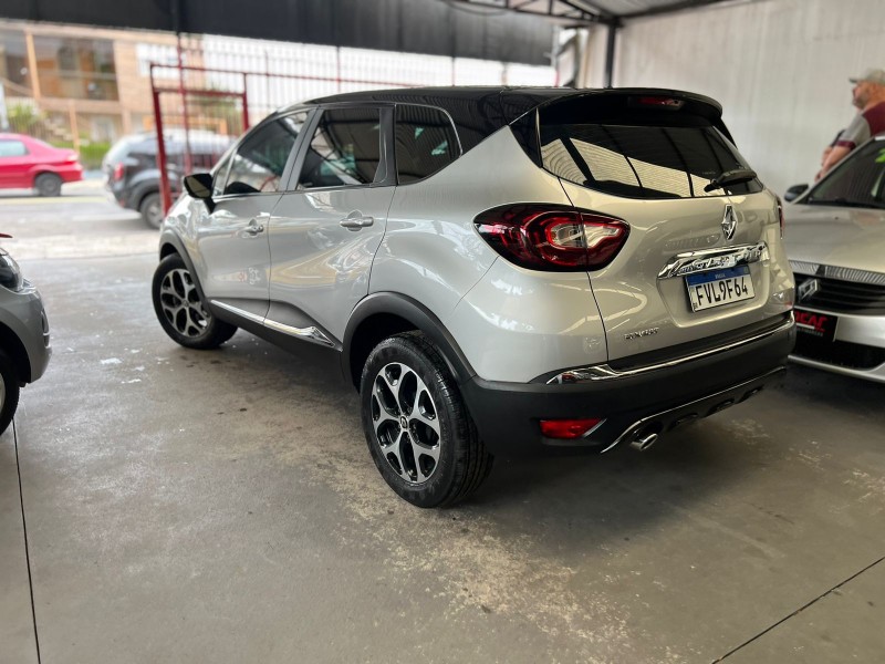 CAPTUR 2.0 16V FLEX INTENSE AUTOMÁTICO - 2018 - CAXIAS DO SUL