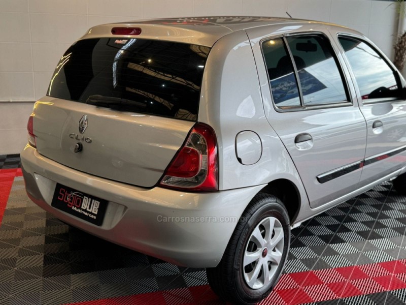 CLIO 1.0 EXPRESSION 16V FLEX 4P MANUAL - 2015 - ESTâNCIA VELHA