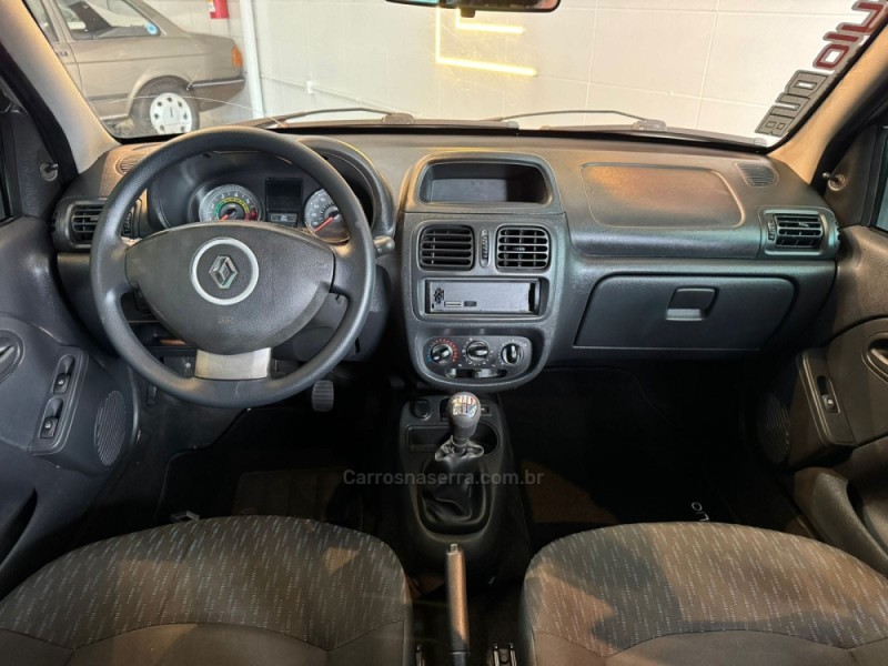 CLIO 1.0 EXPRESSION 16V FLEX 4P MANUAL - 2015 - ESTâNCIA VELHA