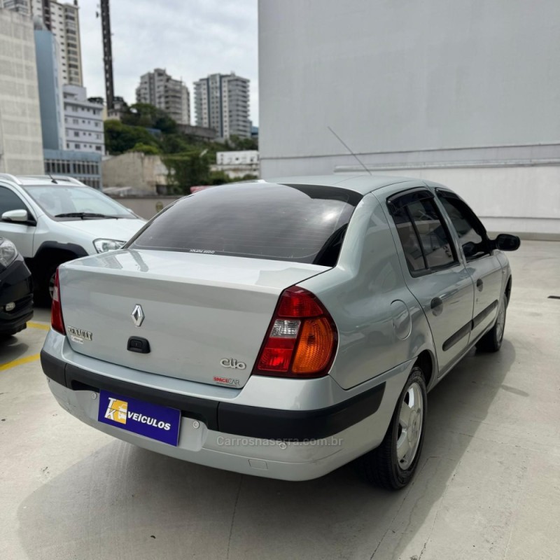 CLIO 1.6 PRIVILÉGE SEDAN 16V GASOLINA 4P MANUAL - 2004 - CAXIAS DO SUL