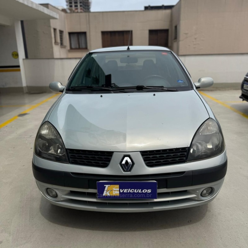 CLIO 1.6 PRIVILÉGE SEDAN 16V GASOLINA 4P MANUAL - 2004 - CAXIAS DO SUL