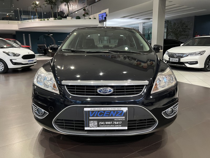 FOCUS 2.0 GLX SEDAN 16V FLEX 4P MANUAL - 2011 - FARROUPILHA