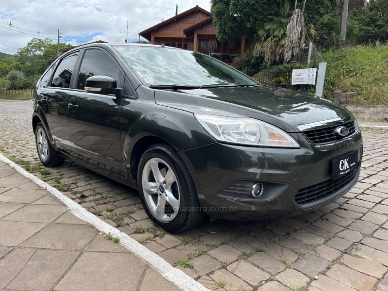 FOCUS 1.6 GLX 16V FLEX 4P MANUAL - 2013 - VERANóPOLIS