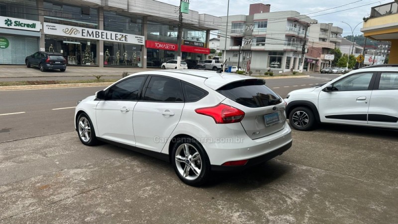 FOCUS 1.6 SE 16V FLEX 4P MANUAL - 2018 - GUAPORé