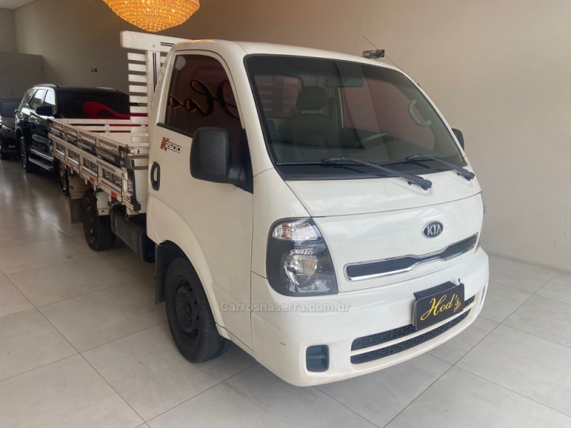 BONGO 2.5 K-2500 4X2 CS TURBO DIESEL 2P MANUAL - 2014 - CANELA