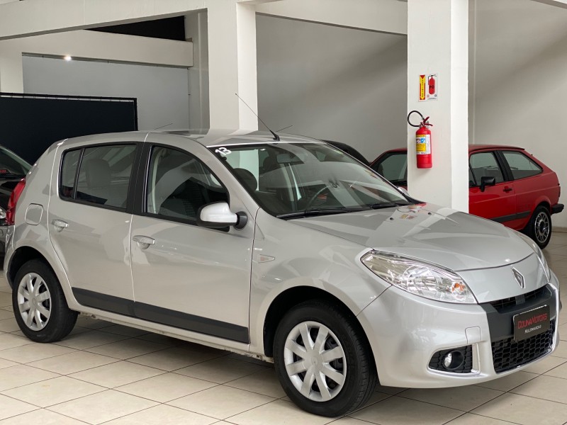 SANDERO 1.6 PRIVILÉGE 16V FLEX 4P AUTOMÁTICO - 2013 - CAXIAS DO SUL