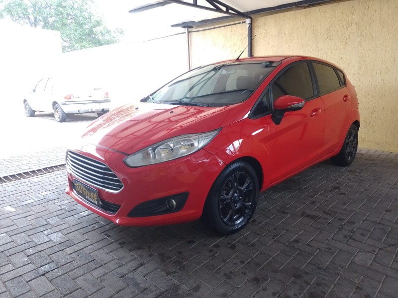 FIESTA 1.5 SE HATCH 16V FLEX 4P MANUAL - 2014 - CANELA