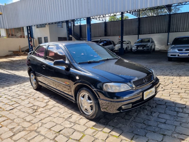 astra 2.0 mpfi sport 8v gasolina 2p manual 2001 vacaria