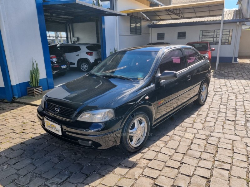 ASTRA 2.0 MPFI SPORT 8V GASOLINA 2P MANUAL - 2001 - VACARIA