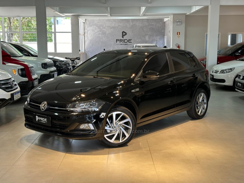 POLO 1.0	200 TSI HIGHLINE AUTOMÁTICO  - 2021 - CAXIAS DO SUL