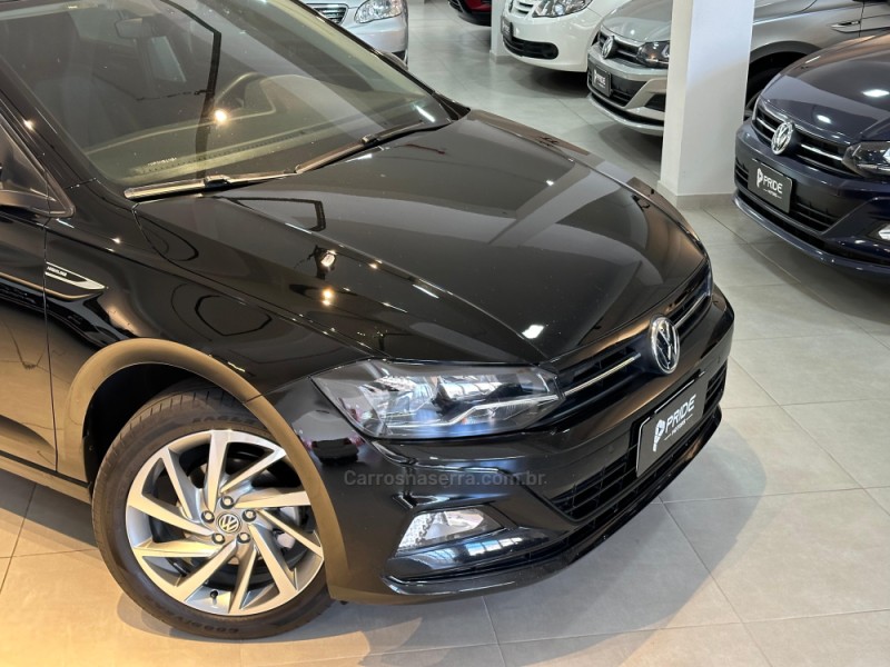 POLO 1.0	200 TSI HIGHLINE AUTOMÁTICO  - 2021 - CAXIAS DO SUL