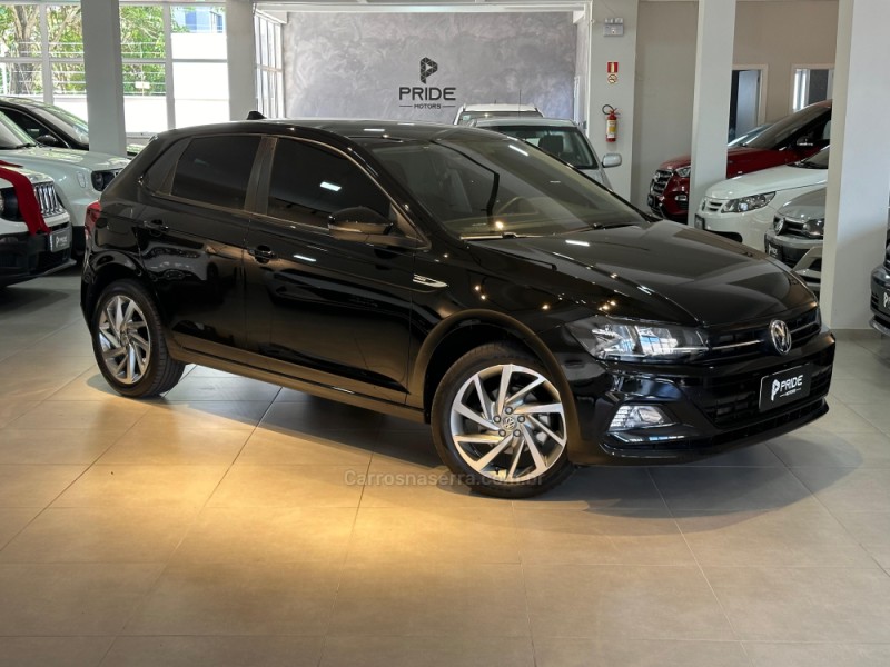 polo 1.0	200 tsi highline automatico  2021 caxias do sul