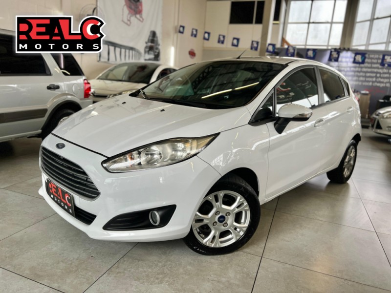 fiesta 1.6 se hatch 16v flex 4p automatico 2014 caxias do sul