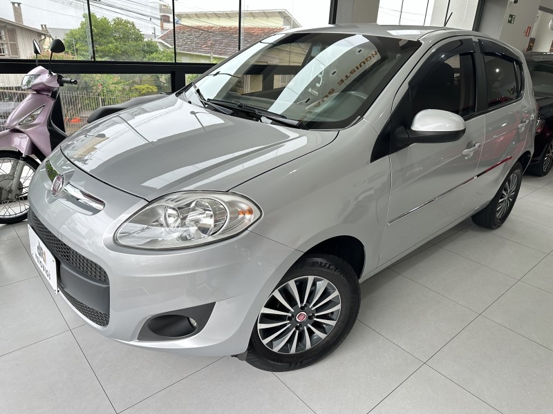 palio 1.0 mpi attractive 8v flex 4p manual 2013 caxias do sul