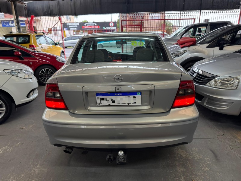 VECTRA 2.0 MPFI EXPRESSION 8V FLEX 4P MANUAL - 2005 - CAXIAS DO SUL