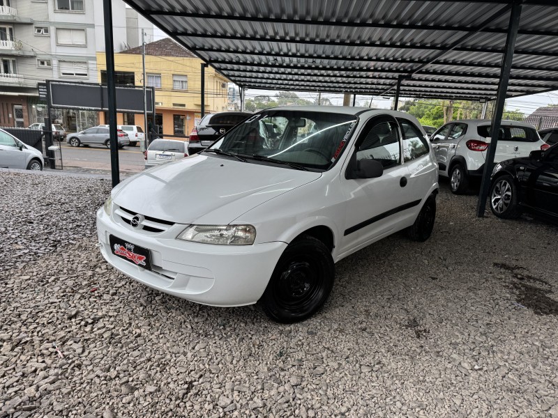 celta 1.0 mpfi super 8v gasolina 2p manual 2001 caxias do sul