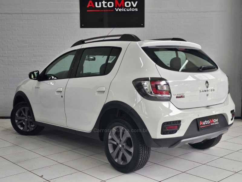 SANDERO 1.6 STEPWAY RIP CURL 8V FLEX 4P MANUAL - 2017 - CAXIAS DO SUL