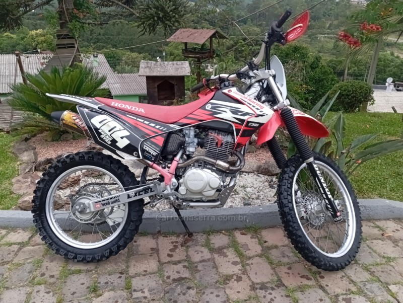 CRF 230F  - 2017 - CAXIAS DO SUL