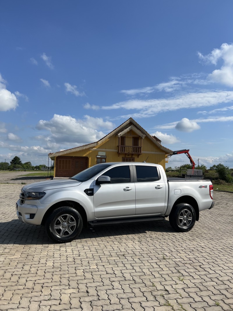 ranger 2.2 xls 4x4 cd 16v diesel 4p automatico 2022 antonio prado