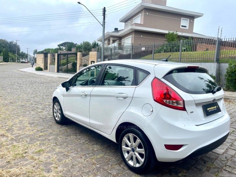 FIESTA 1.6 SE HATCH PLUS 16V FLEX 4P MANUAL - 2013 - BENTO GONçALVES