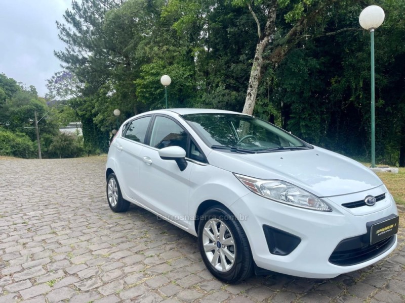 FIESTA 1.6 SE HATCH PLUS 16V FLEX 4P MANUAL - 2013 - BENTO GONçALVES