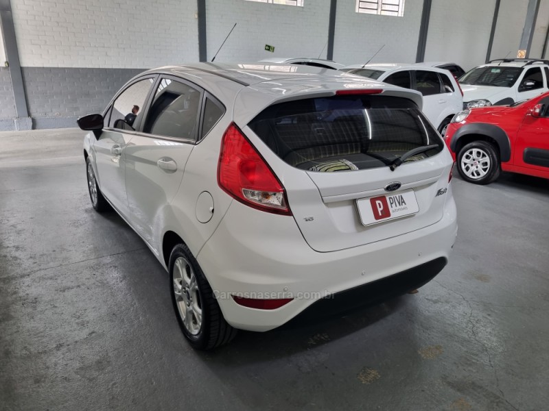 FIESTA 1.6 SE HATCH 16V FLEX 4P MANUAL - 2014 - GARIBALDI