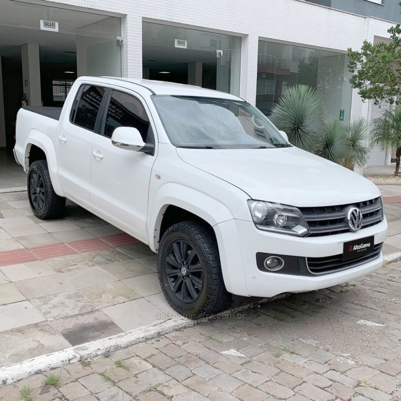 AMAROK 2.0 HIGHLINE 4X4 CD 16V TURBO INTERCOOLER DIESEL 4P AUTOMÁTICO - 2013 - FLORES DA CUNHA