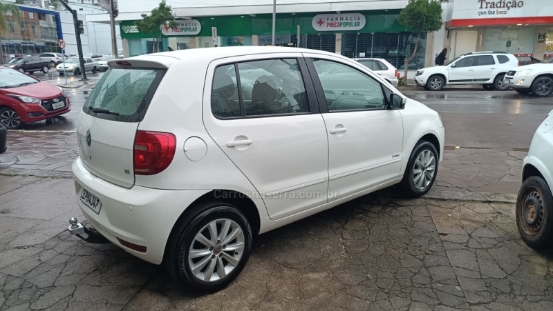 FOX 1.6 MI ITREND 8V FLEX 4P MANUAL - 2013 - FLORES DA CUNHA