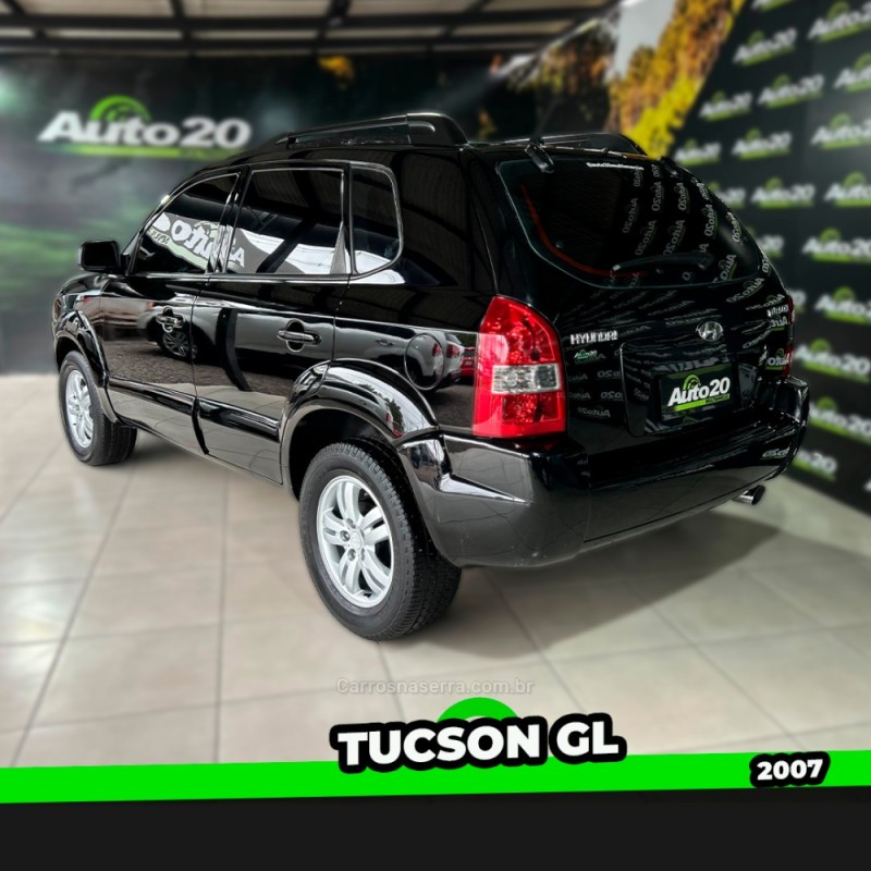 TUCSON 2.0 MPFI GL 16V 142CV 2WD GASOLINA 4P AUTOMÁTICO - 2007 - TAQUARA