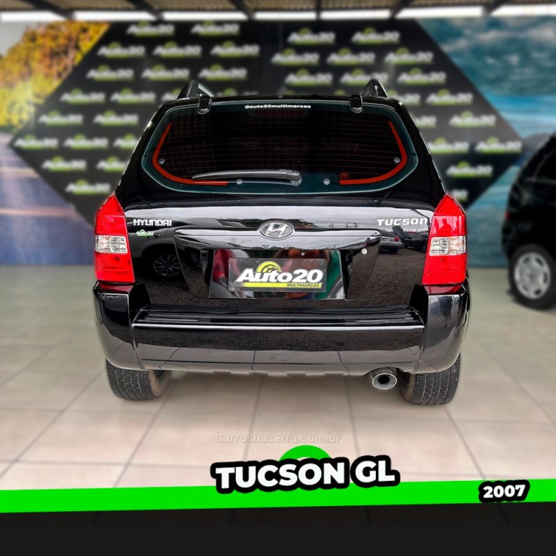 TUCSON 2.0 MPFI GL 16V 142CV 2WD GASOLINA 4P AUTOMÁTICO - 2007 - TAQUARA