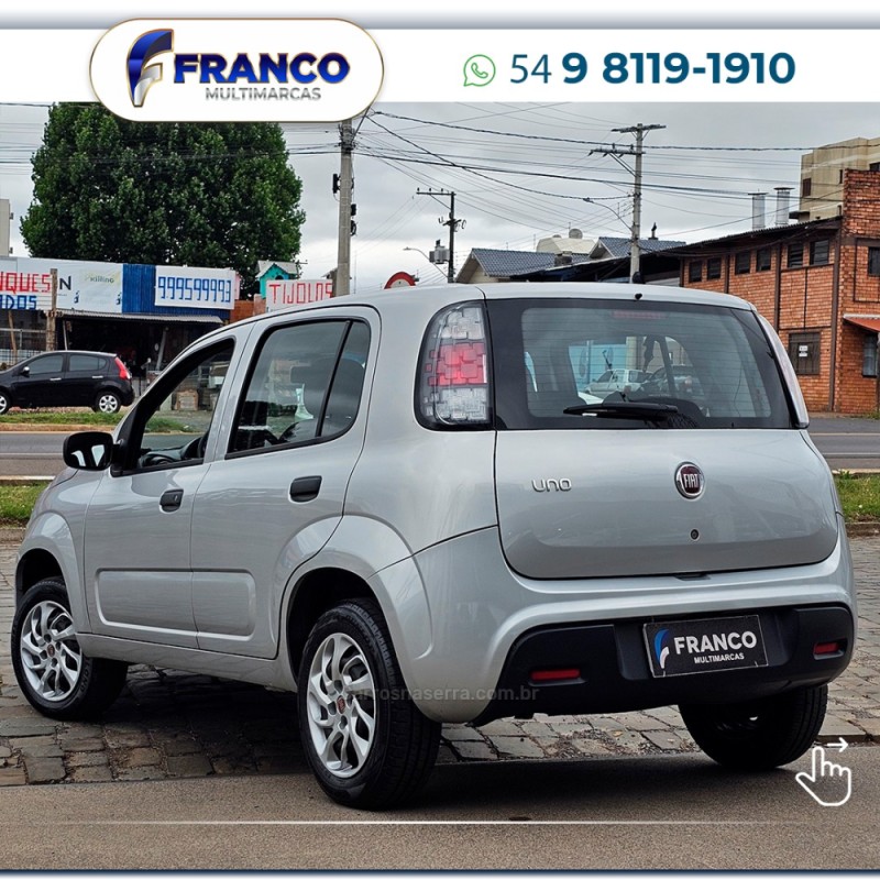 UNO 1.0 EVO ATTRACTIVE 8V FLEX 4P MANUAL - 2021 - VACARIA