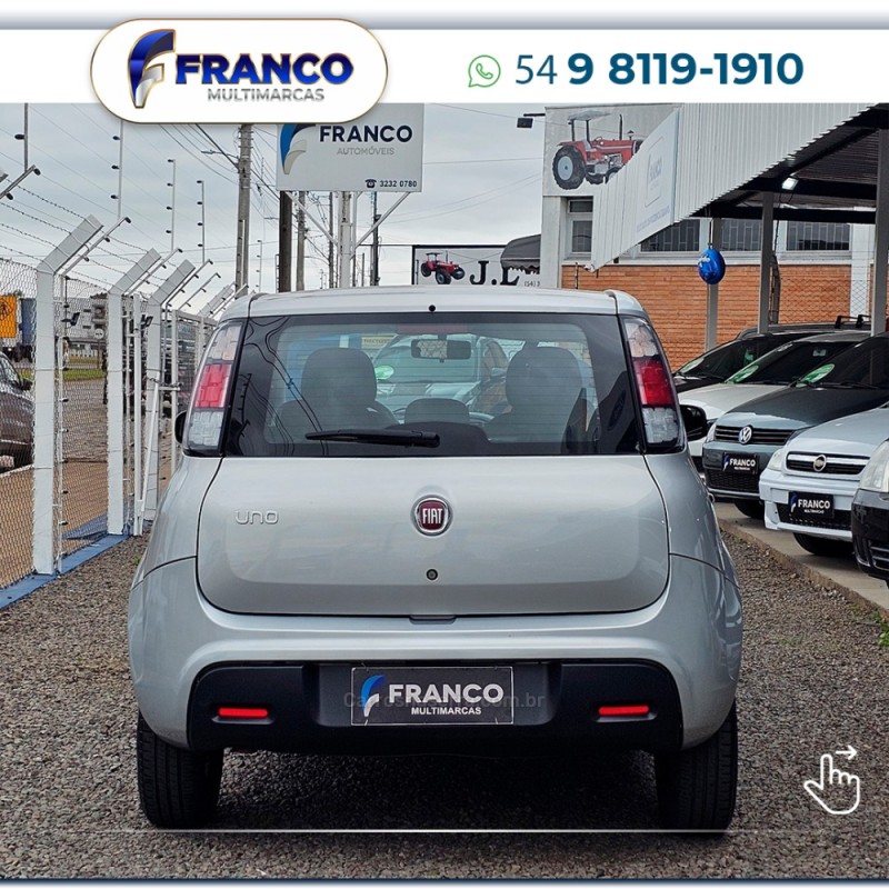 UNO 1.0 EVO ATTRACTIVE 8V FLEX 4P MANUAL - 2021 - VACARIA