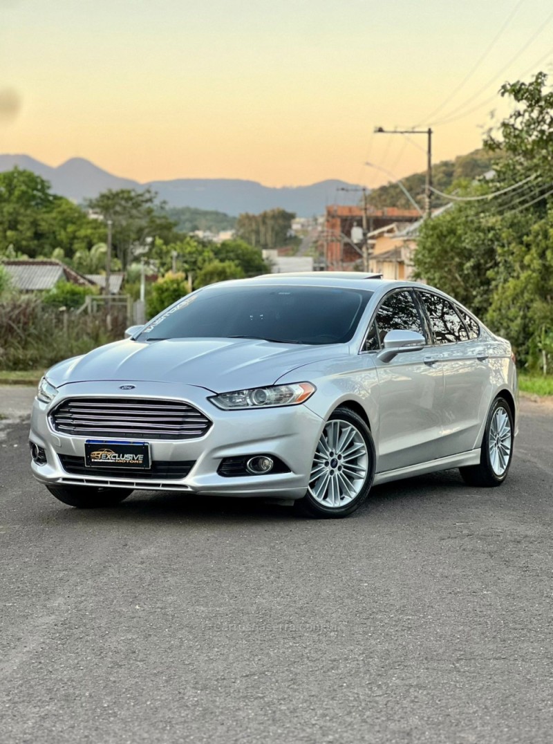 FUSION 2.0 TITANIUM FWD 16V GASOLINA 4P AUTOMÁTICO - 2013 - PAROBé