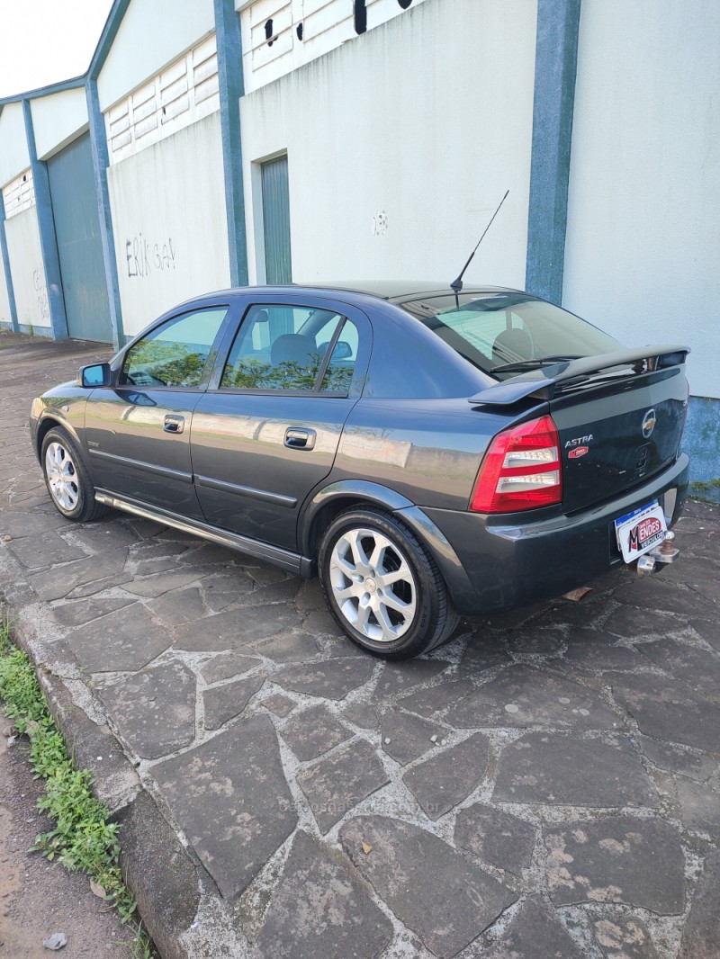 ASTRA 2.0 MPFI ADVANTAGE 8V FLEX 4P MANUAL - 2008 - TRêS COROAS