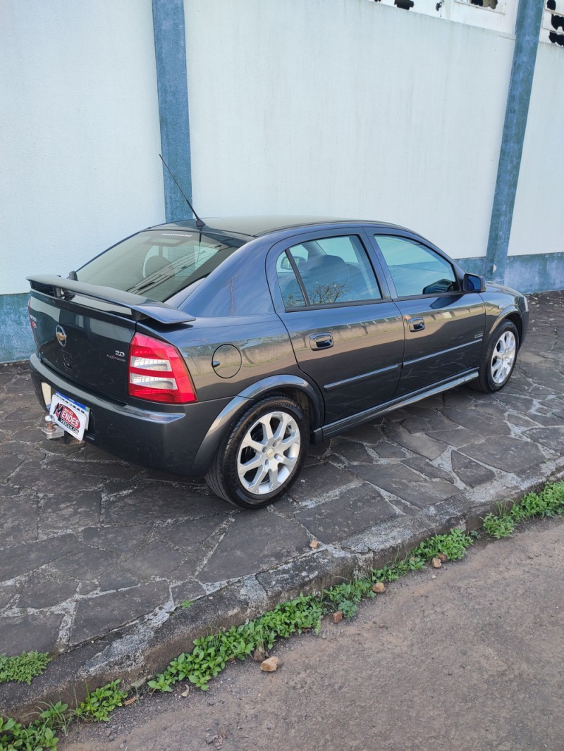 ASTRA 2.0 MPFI ADVANTAGE 8V FLEX 4P MANUAL - 2008 - TRêS COROAS