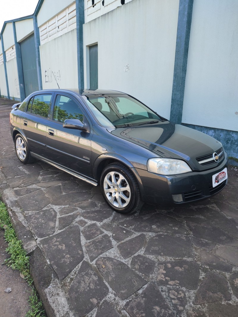 ASTRA 2.0 MPFI ADVANTAGE 8V FLEX 4P MANUAL - 2008 - TRêS COROAS