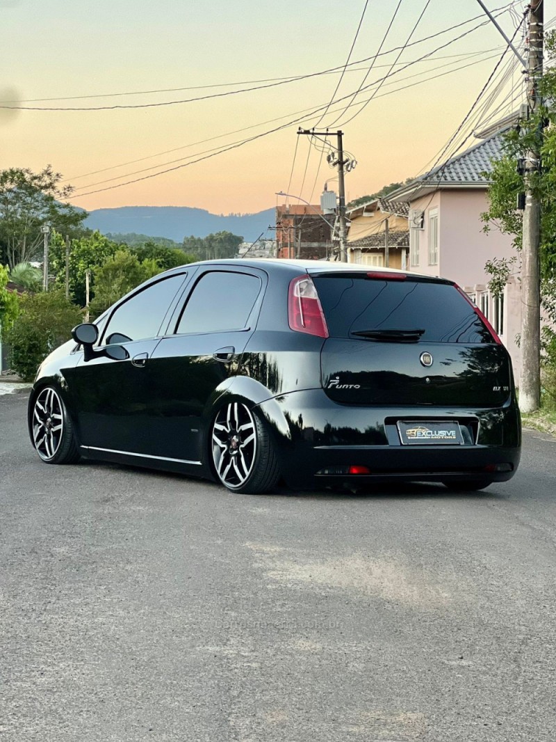 PUNTO 1.4 ATTRACTIVE 8V FLEX 4P MANUAL - 2008 - PAROBé