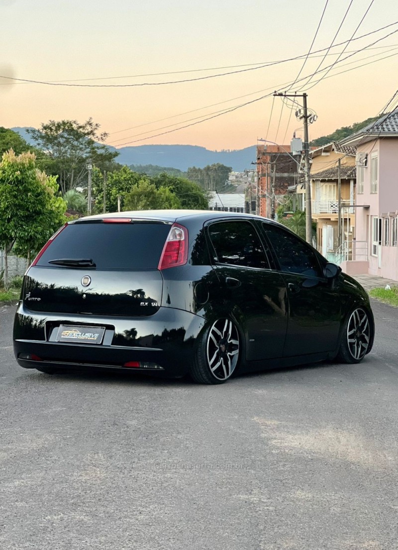 PUNTO 1.4 ATTRACTIVE 8V FLEX 4P MANUAL - 2008 - PAROBé