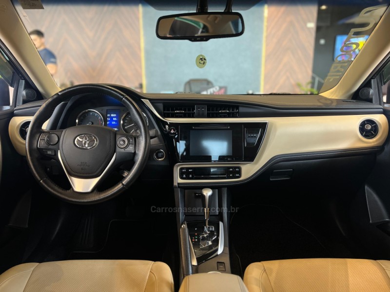 COROLLA 2.0 ALTIS 16V FLEX 4P AUTOMÁTICO - 2018 - CAMPO BOM