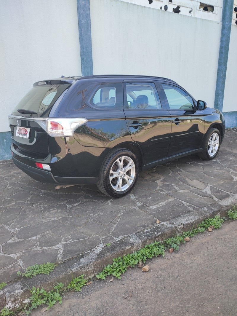 OUTLANDER 2.0 16V GASOLINA 4P AUTOMÁTICO - 2014 - TRêS COROAS